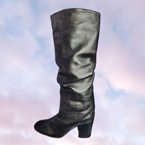 Stuart Weitzman Black Knee High Pull On Soft Leather Gothic Heel Boots Sz 9.5 - Picture 2 of 8